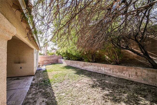 Building Photo - 1917 Crystal Glen Ct