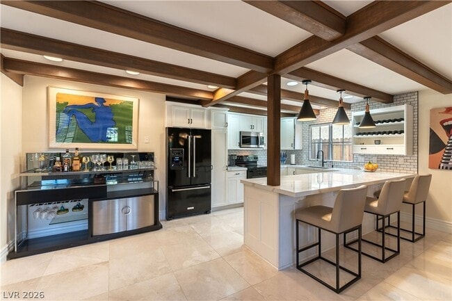 Building Photo - 2845 Queens Courtyard Dr