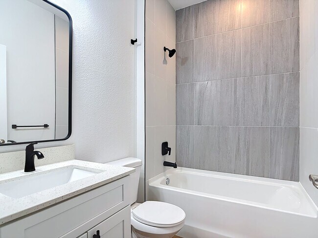 Building Photo - Brand New Home in North Port *3 Bedrooms &...