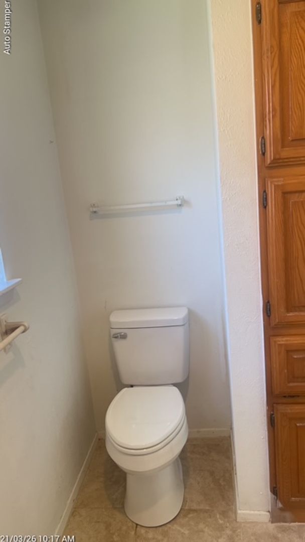 Building Photo - 7221 W Cleburne Rd