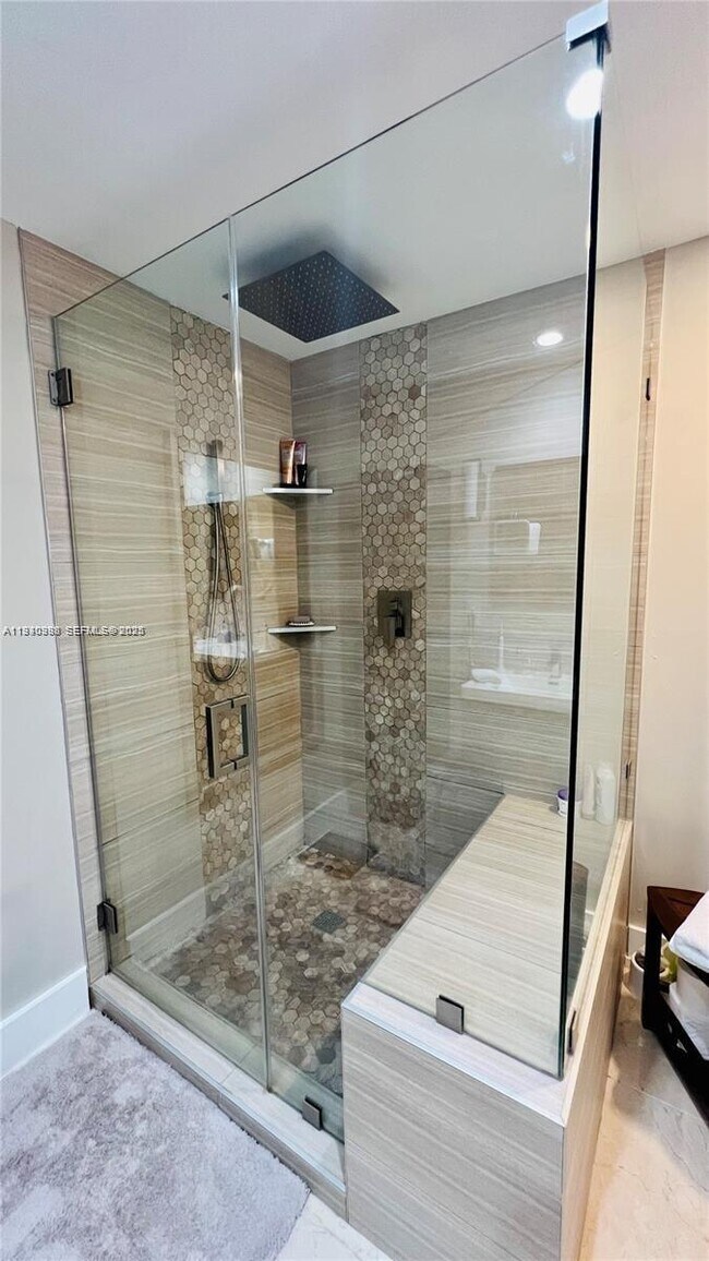 Building Photo - 7900 Harbor Island Dr