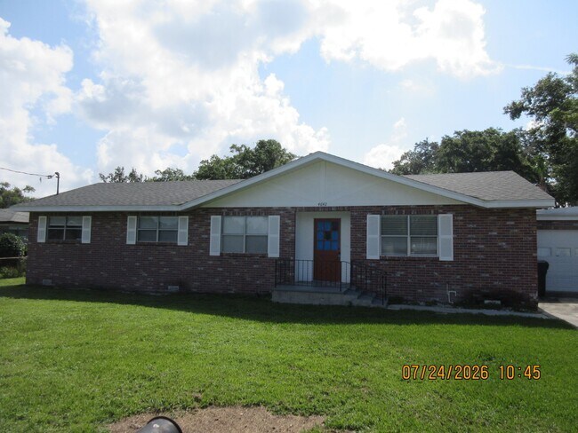 Building Photo - 4642 S Terry Ave