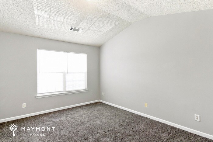Building Photo - 7245 Alicias Way
