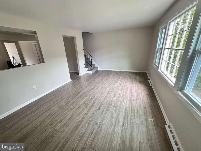 Building Photo - 1438 Boxwood Dr