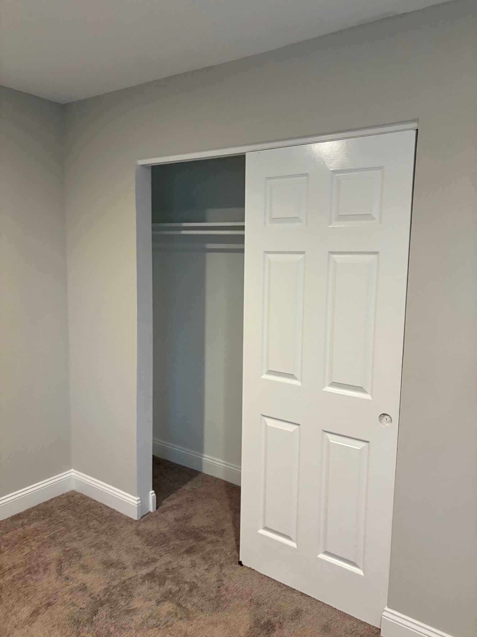 Building Photo - 10790 Ruckle St