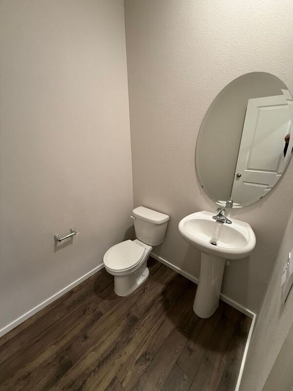 Building Photo - 4833 Thyme Ave NE