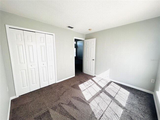 Building Photo - 40 Coventry Ct