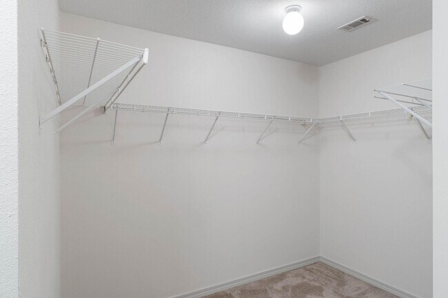 Building Photo - Turn-Key 3 Bed, 2.5 Bath Two-Story Home – ...