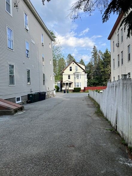 Building Photo - 94 Graham St