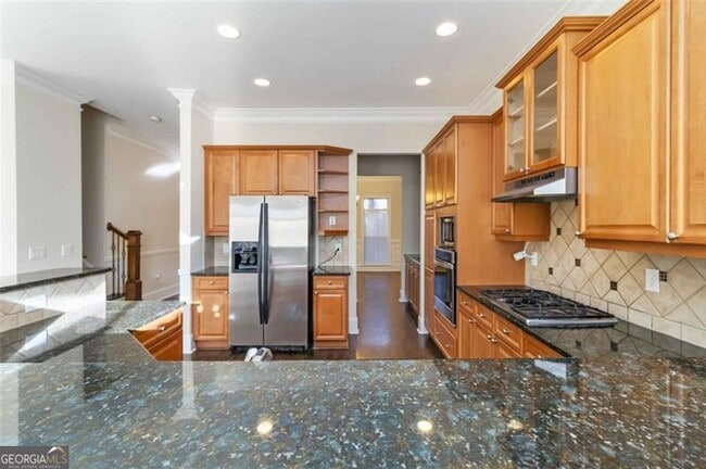 Building Photo - 5460 Glenridge View NE