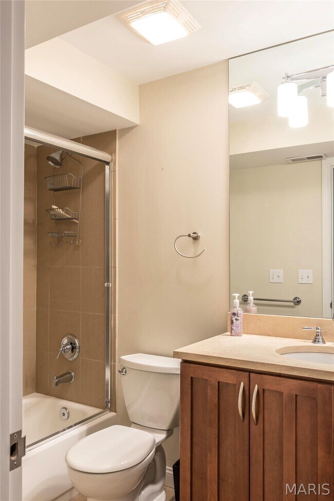 Building Photo - 610 Huntbridge Forest Dr