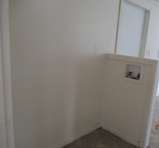 Building Photo - 139 Cypress Ln