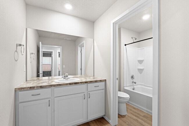 Building Photo - 2 year old 4 Bed 3 bath Liberty Lake Home offering 2330 sq/ft of living space