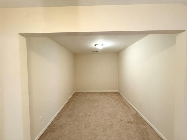 Building Photo - 13432 Gardiner Ln