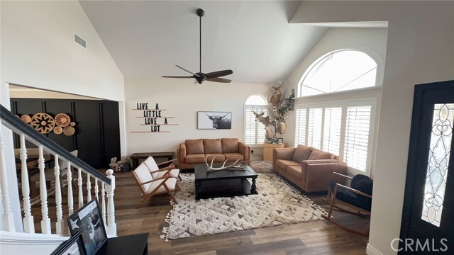 Building Photo - 30537 Longhorn Dr