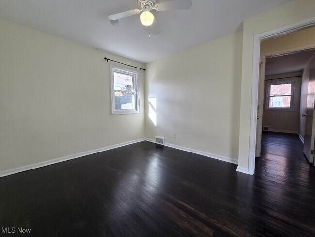 Building Photo - 2314 Westmoor Rd