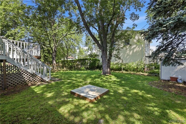 Building Photo - 35 Tomcyn Dr