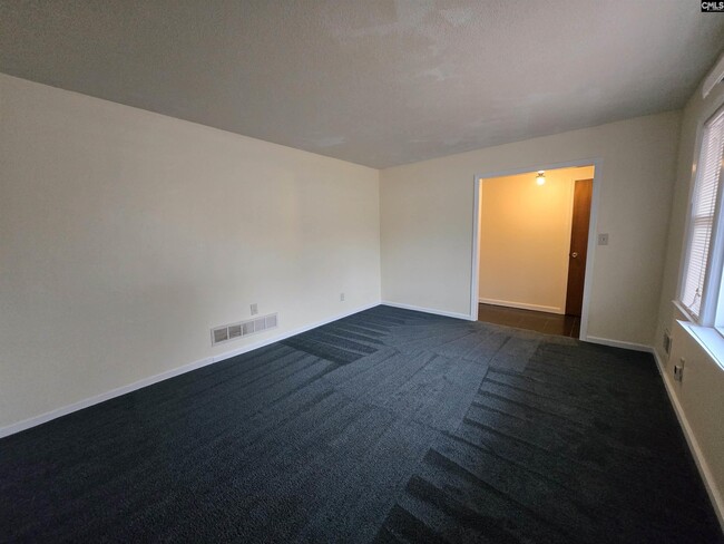 Building Photo - 1707 Teakwood Ln