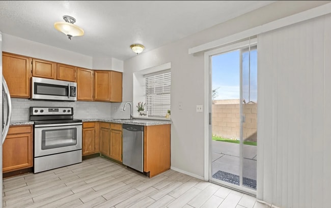 Building Photo - 7977 W Wacker Rd