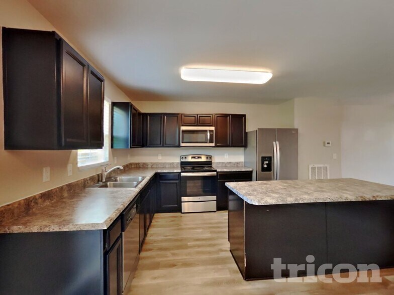 Building Photo - 1434 Havenbrook Dr