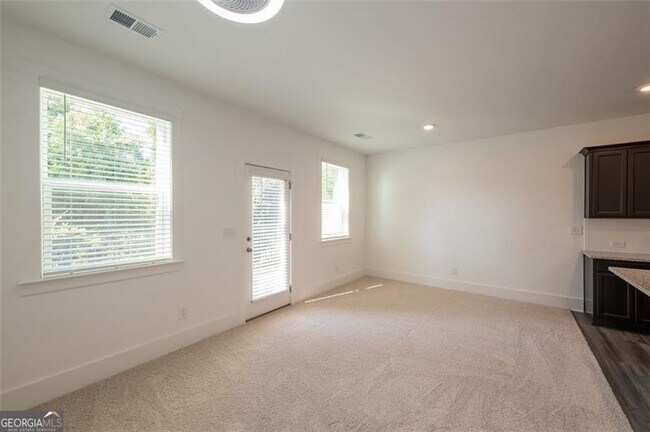 Building Photo - 1619 Gunnin Trce NW