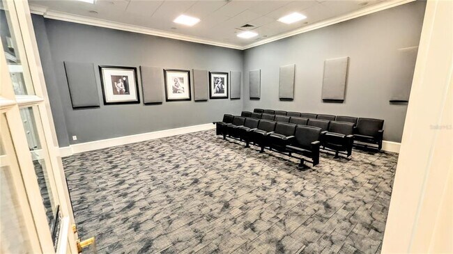 Building Photo - 750 N Tamiami Trl