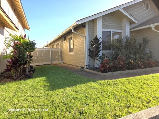 Building Photo - 91-1119-1119 Piipii St