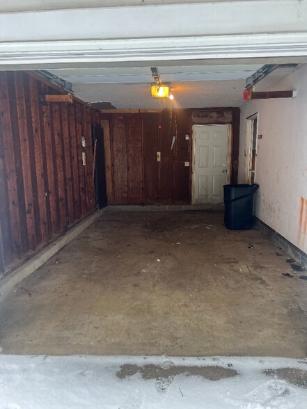 Building Photo - 12642 Sharon Lynn Dr