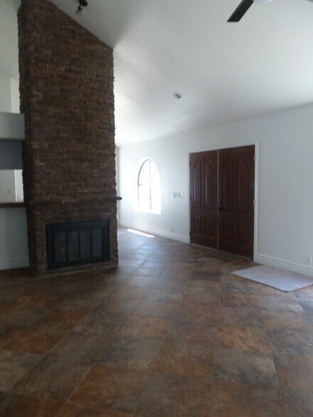 Front Door & Fireplace - 1457 E Renee Dr