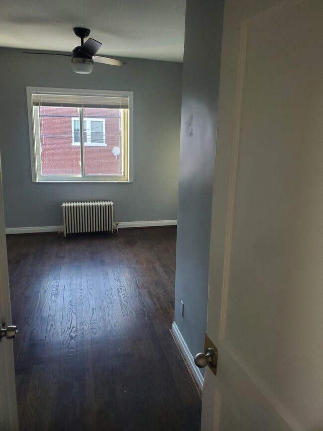 Building Photo - 4345 Matson Ave