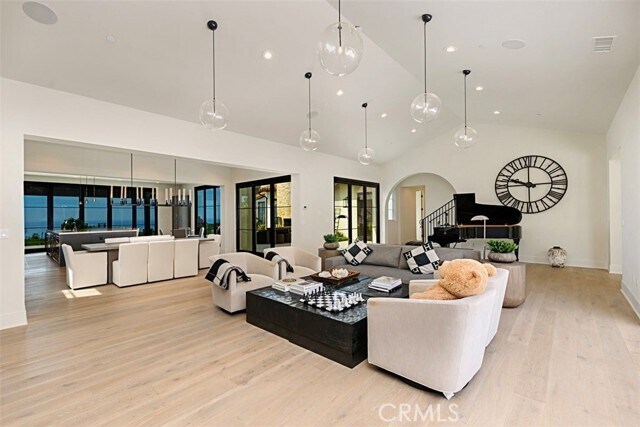 Building Photo - 12 Water Port