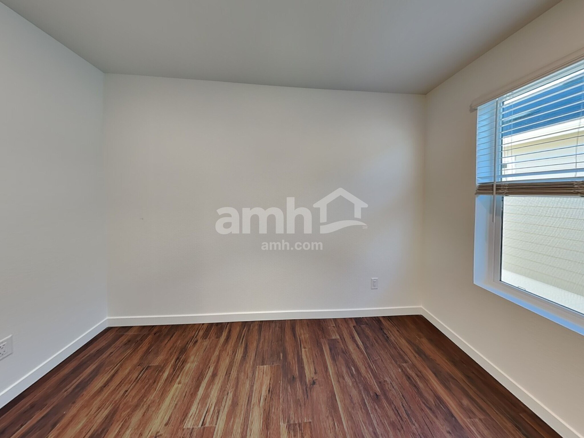 Building Photo - 23624 E 2nd Pl