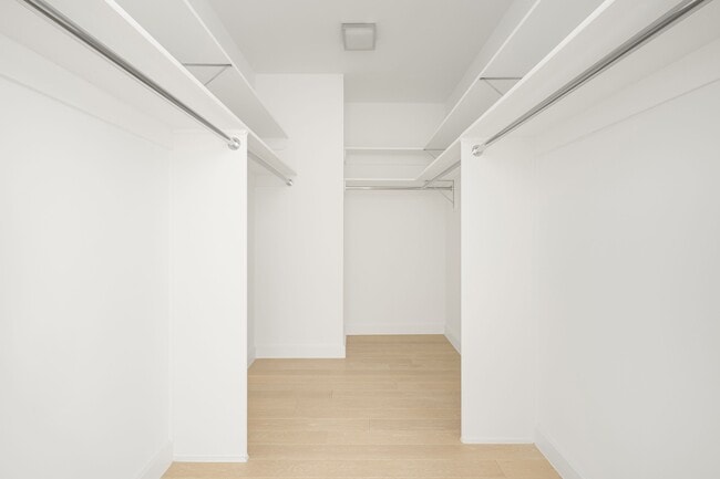 Building Photo - 138 E 50th St