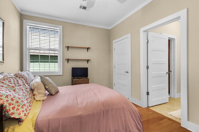 Building Photo - "Located on 30A - Charming 4 bedroom beach...