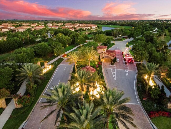 Building Photo - 9564 Exbury Ct