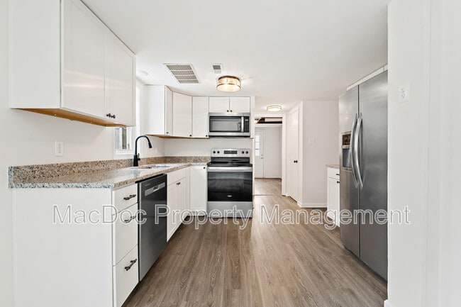 Building Photo - 38 Ocala Ln