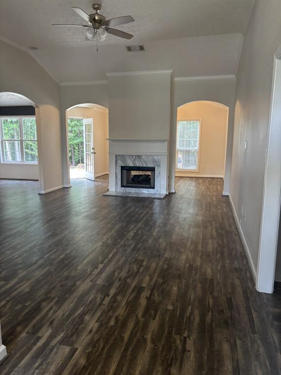 Building Photo - 438 Tannenhill Pl