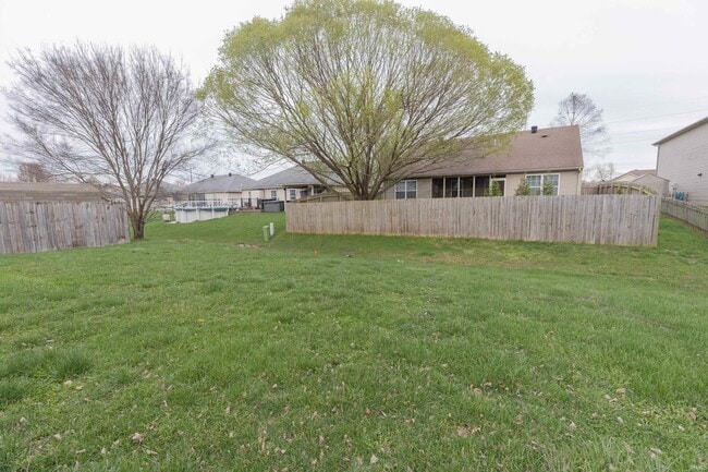 Building Photo - 4920 Penrose Dr
