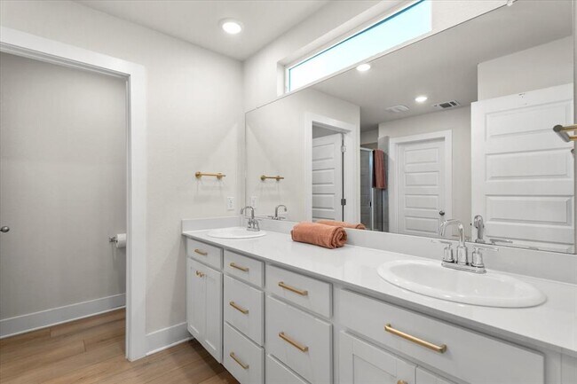 Building Photo - 7210 Travertine Spring Dr