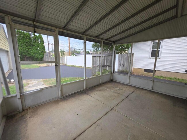 Building Photo - 40 N Gould Rd