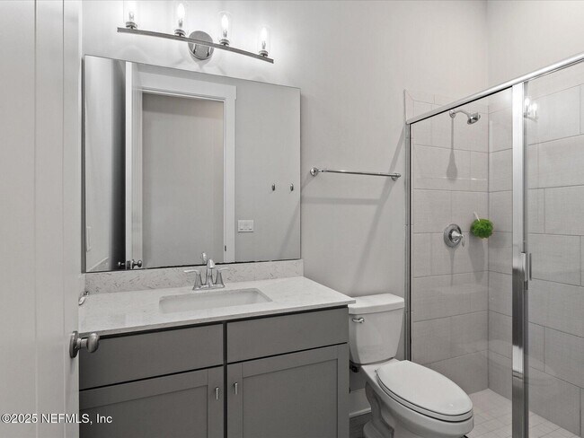 Building Photo - 746 Glenneyre Cir