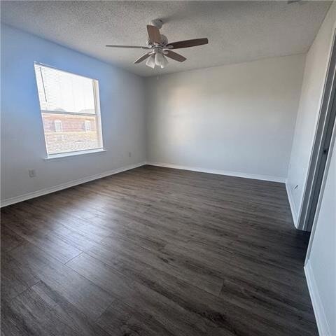 Building Photo - 1600 Newport Pl