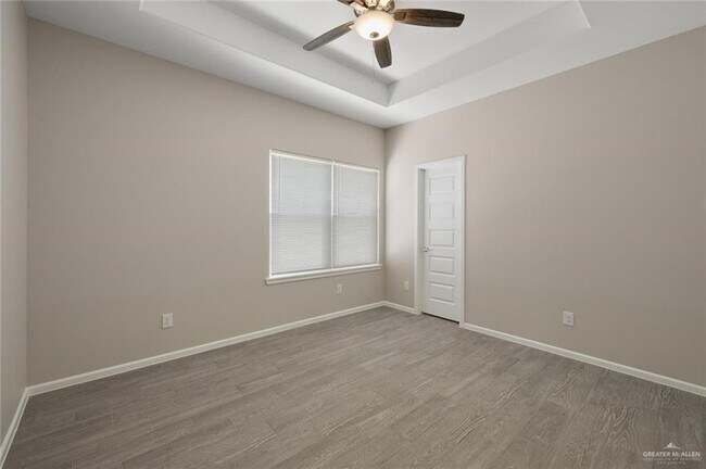 Building Photo - 740 N Alamo Rd