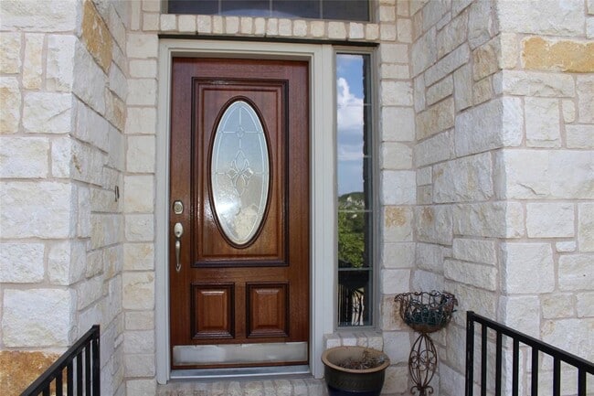 Building Photo - 7617 Menler Dr