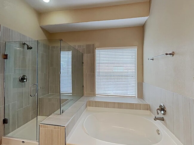Building Photo - 1110 Ginger Trail