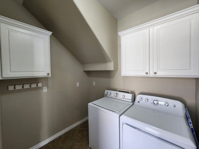 Building Photo - Beautiful Home in Summerlin