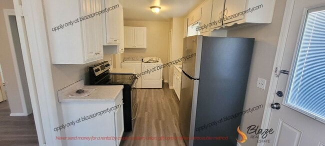 Building Photo - Beautiful remodeled North Heights 3/1 (30% off of first months rent)