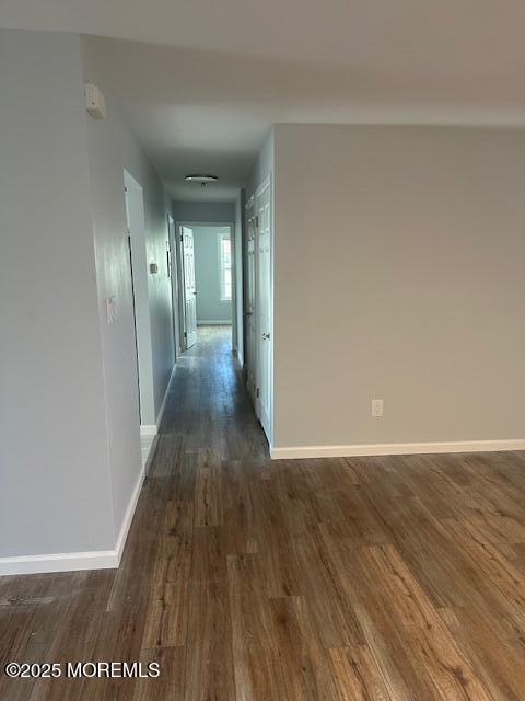 Building Photo - 15 White Oak Ct