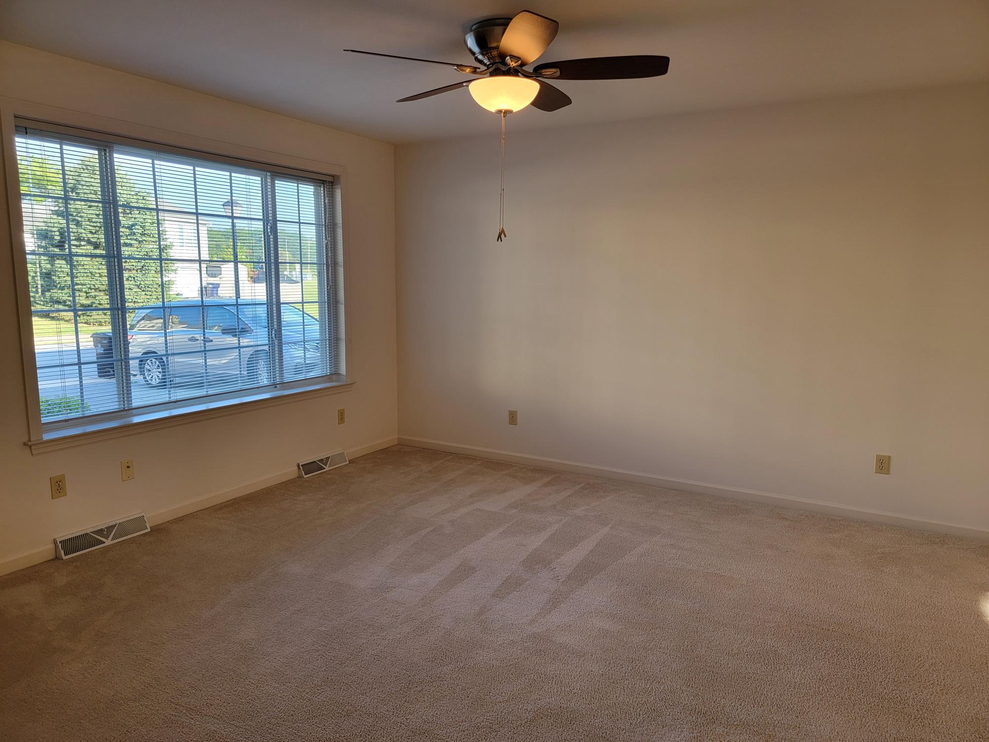 Building Photo - 205 Riders Way