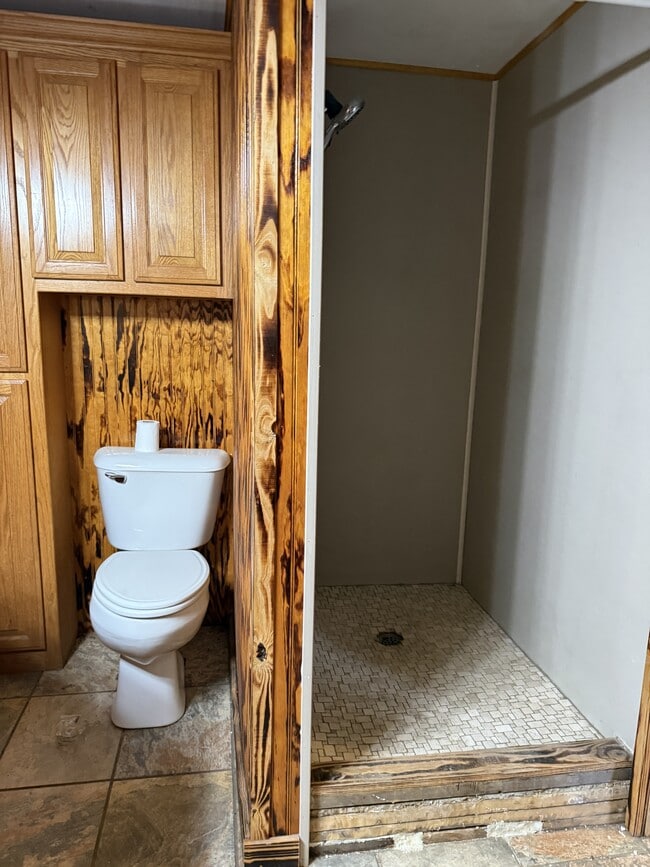 Building Photo - 52 Landmark Rd